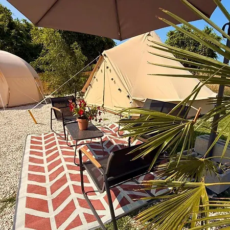 Glamping La Yurta Nel Luxe Ingerichte 6persoons Belltent Campsite *