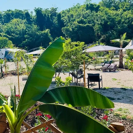Glamping La Yurta Nel Luxe Ingerichte 6persoons Glamping Tent Camping